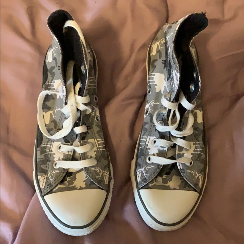 Rare Limited Edition Grey Moose Converse